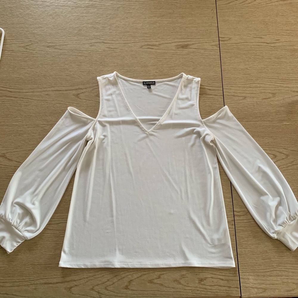Express cold shoulder blouse size M